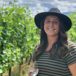 Meet your Posher, Jenessa